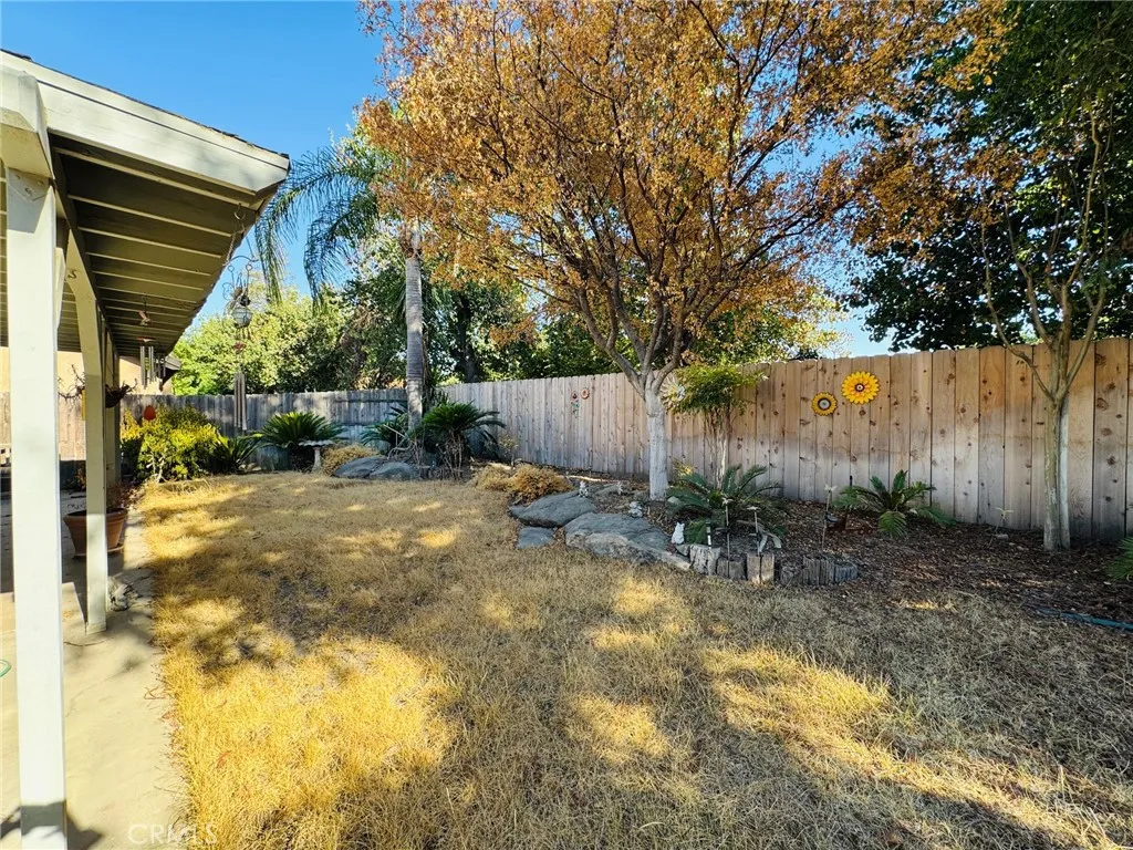 4189 W Providence Avenue, Fresno, California 93722 home-pic-25