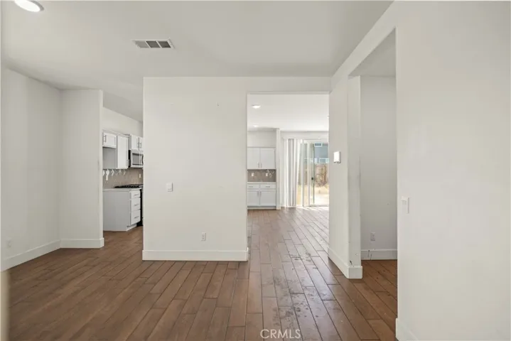 5903 Cardano Avenue, Bakersfield, California 93313
