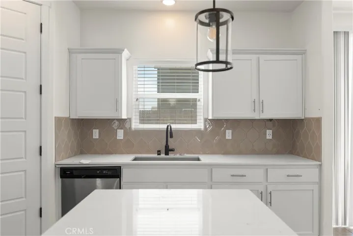 5903 Cardano Avenue, Bakersfield, California 93313