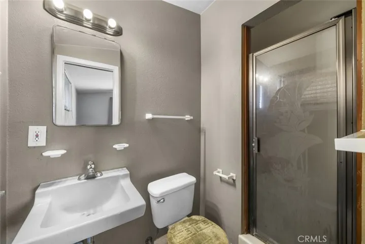 38434 Pond Avenue, Palmdale, California 93550