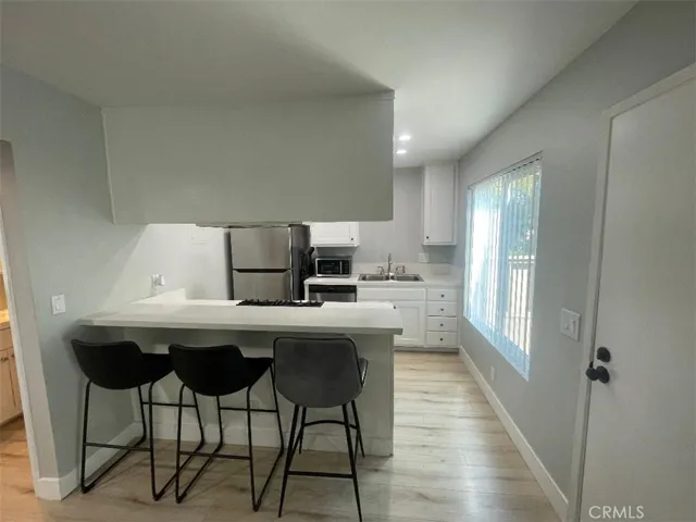 1340 Cabrillo Park Drive F, Santa Ana, California 92701