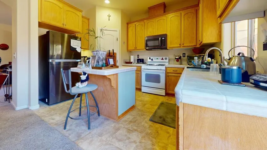 223 Apple Avenue, Greenfield, California 93927
