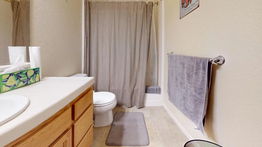 223 Apple Avenue, Greenfield, California 93927
