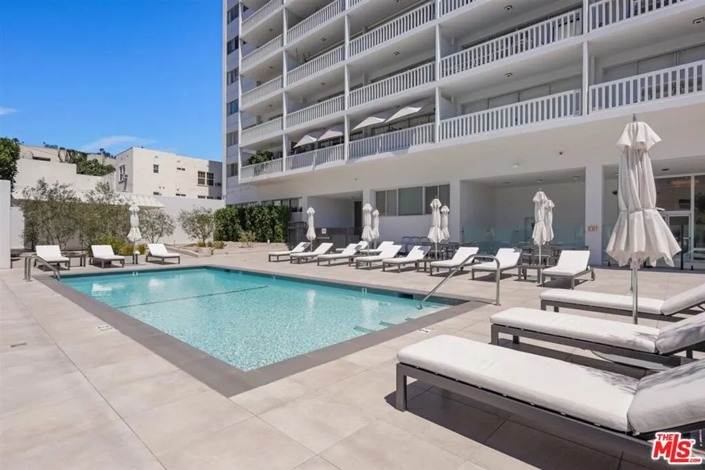 999 N Doheny Drive 806, West Hollywood, California 90069 home-pic-10