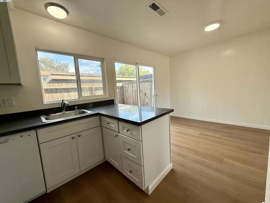 4632 Balboa Way, Fremont, California 94536 home-pic-27