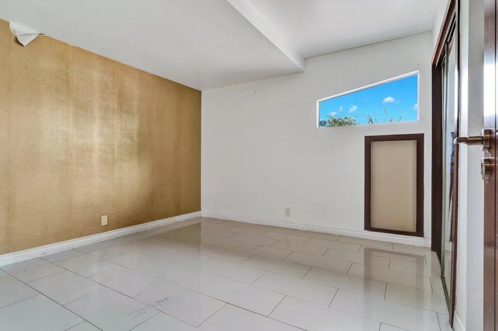 2111 E Wayne Road, Palm Springs, California 92262 home-pic-10