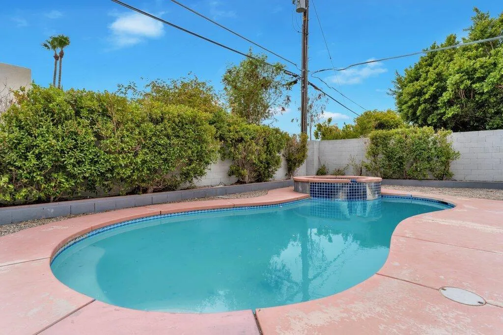 2111 E Wayne Road, Palm Springs, California 92262 home-pic-25