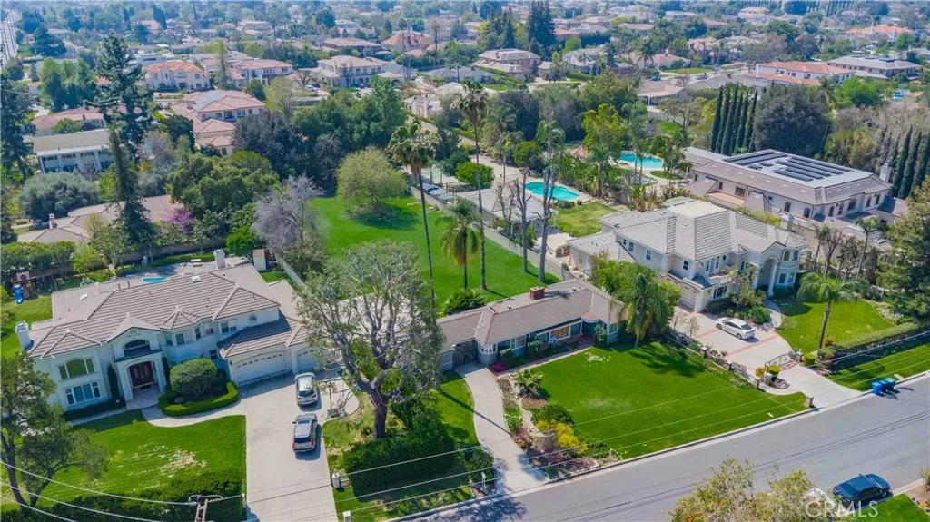 212 W Las Flores Avenue, Arcadia, California 91007 home-pic-4