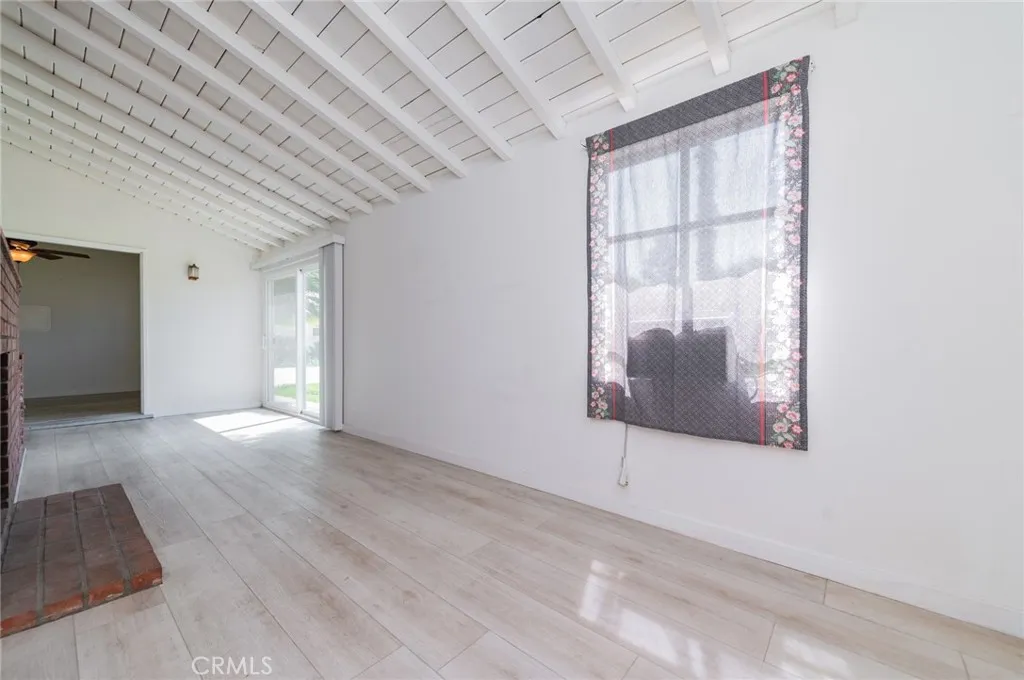 212 W Las Flores Avenue, Arcadia, California 91007 home-pic-10