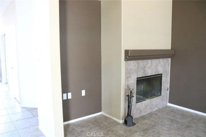 13388 Pleasant View Avenue, Hesperia, California 92344