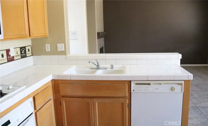 13388 Pleasant View Avenue, Hesperia, California 92344