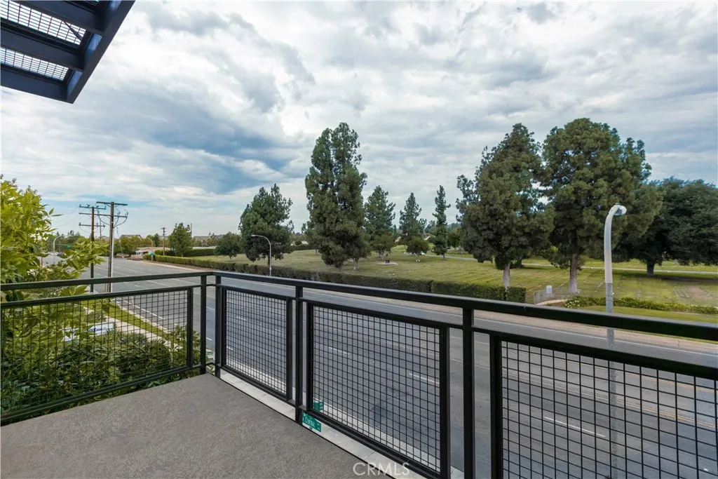 448 W Central Ave, Brea, California 92821 home-pic-14