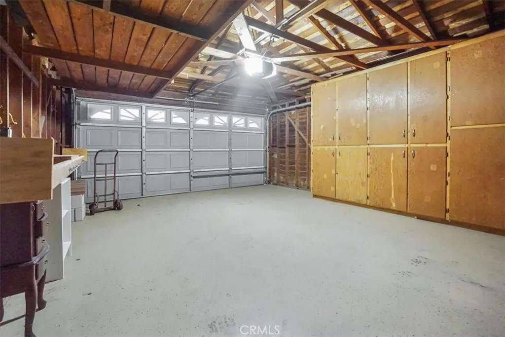 1787 Prince Albert Drive, Riverside, California 92507 home-pic-42
