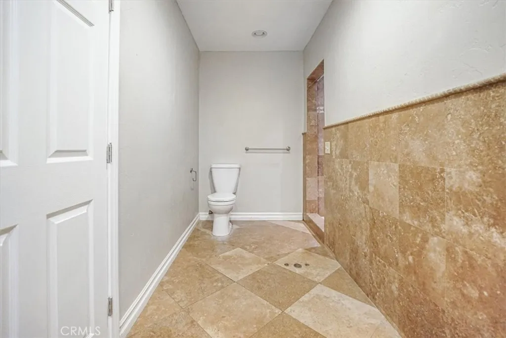 1787 Prince Albert Drive, Riverside, California 92507 home-pic-34
