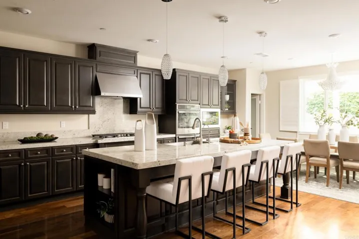 902 Presidio Way, Vista, California 92081