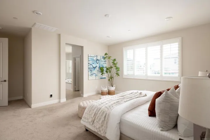 902 Presidio Way, Vista, California 92081
