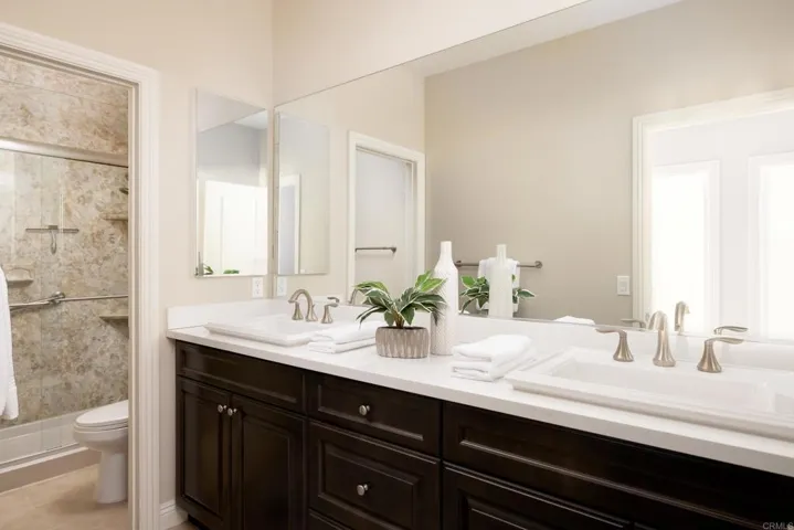 902 Presidio Way, Vista, California 92081
