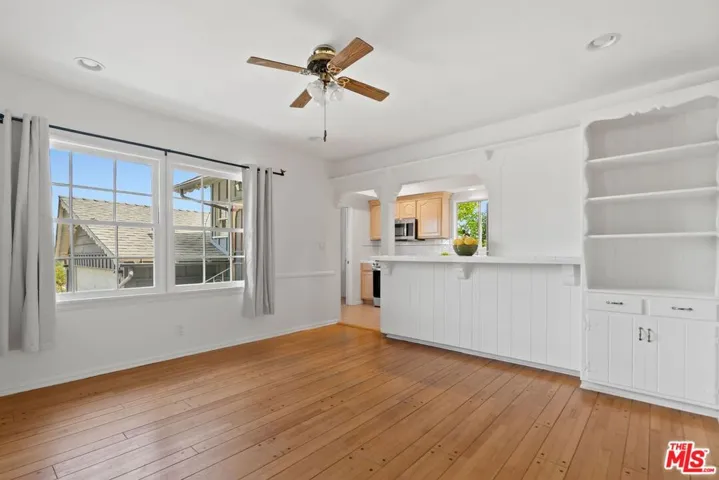 5122 Veronica Street, Los Angeles, California 90008