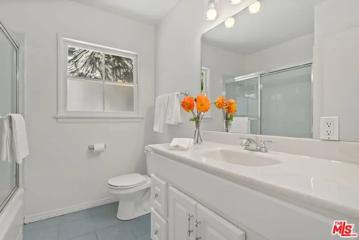 5122 Veronica Street, Los Angeles, California 90008