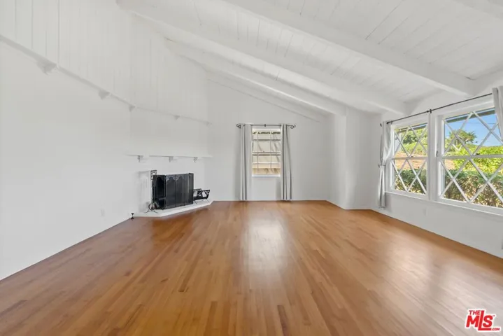 5122 Veronica Street, Los Angeles, California 90008