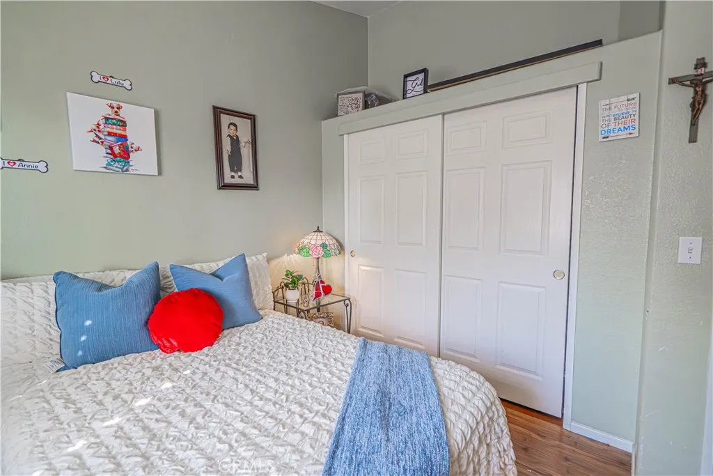 20164 Crestview Dr., Canyon Country, California 91351 home-pic-32