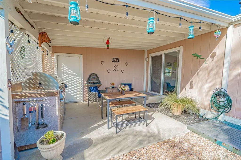 20164 Crestview Dr., Canyon Country, California 91351 home-pic-50