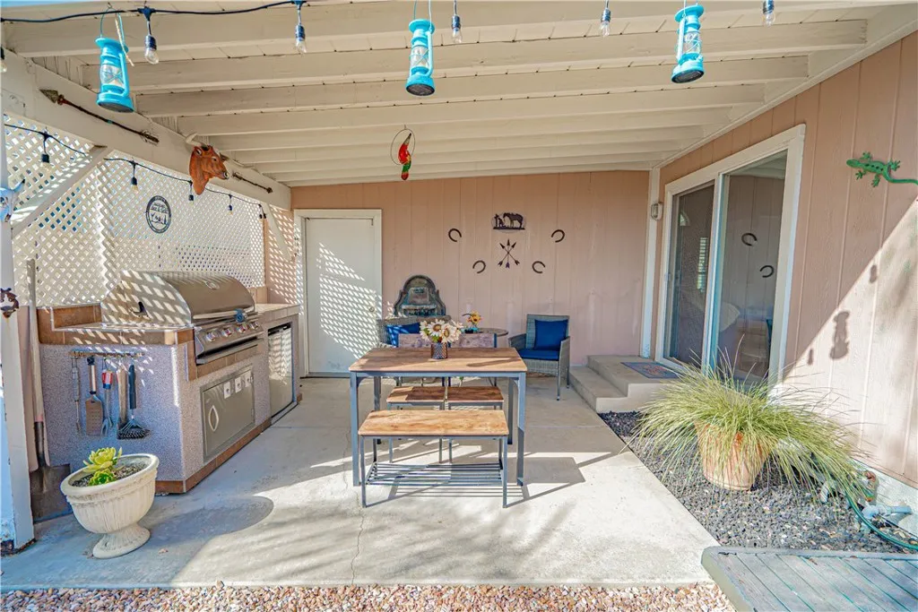 20164 Crestview Dr., Canyon Country, California 91351 home-pic-42