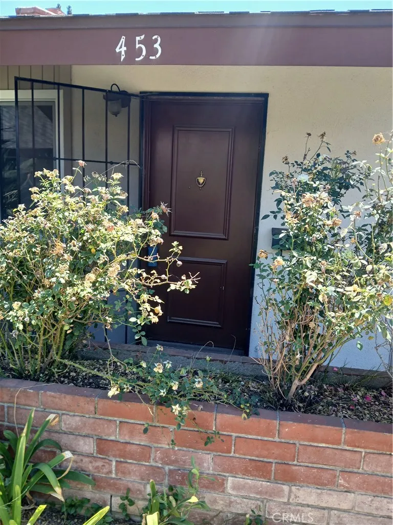 453 E 1st Street, Tustin, California 92780 home-pic-0