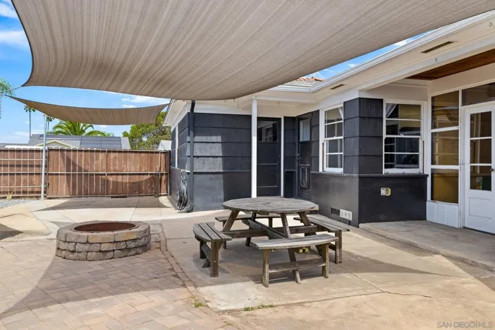 3518 Isla Vista Dr, San Diego, California 92105