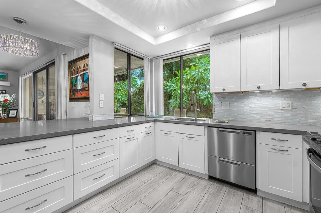 2264 Oakcrest Drive, Palm Springs, California 92264 home-pic-7