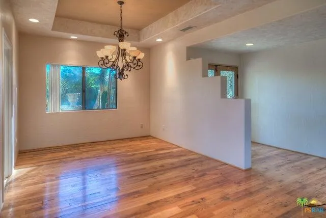 2264 Oakcrest Drive, Palm Springs, California 92264 home-pic-4