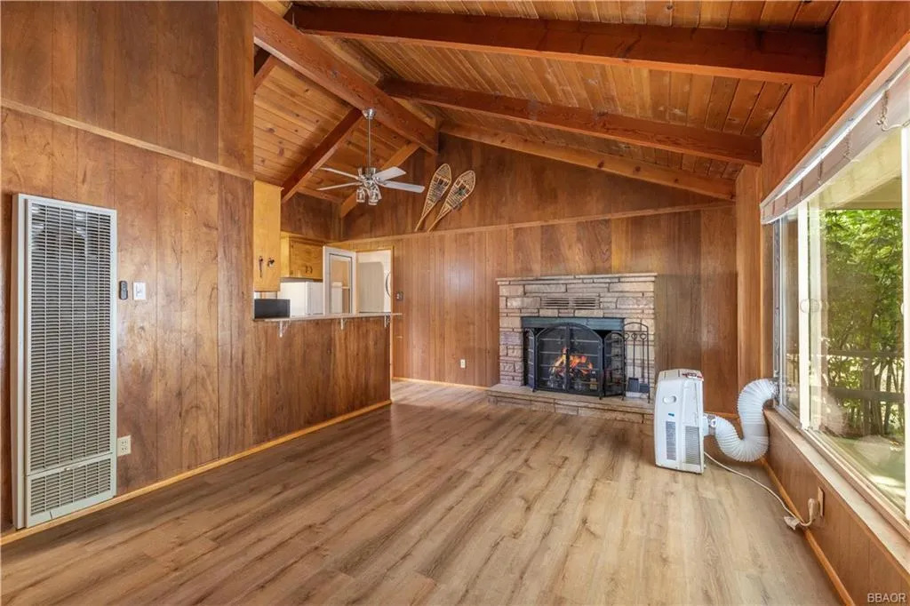 901 Sugarloaf Boulevard, Big Bear, California 92314 home-pic-8