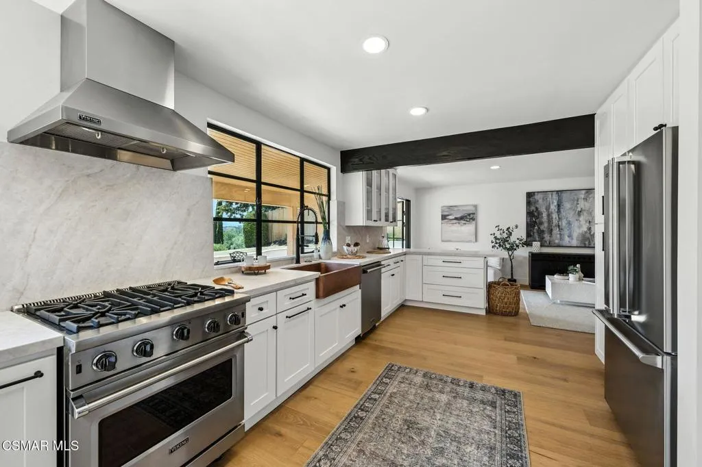 30670 Passageway Place, Agoura Hills, California 91301 home-pic-18