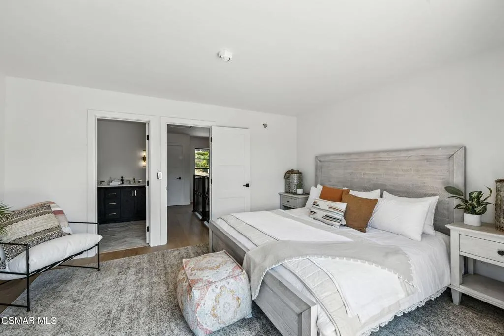 30670 Passageway Place, Agoura Hills, California 91301 home-pic-4