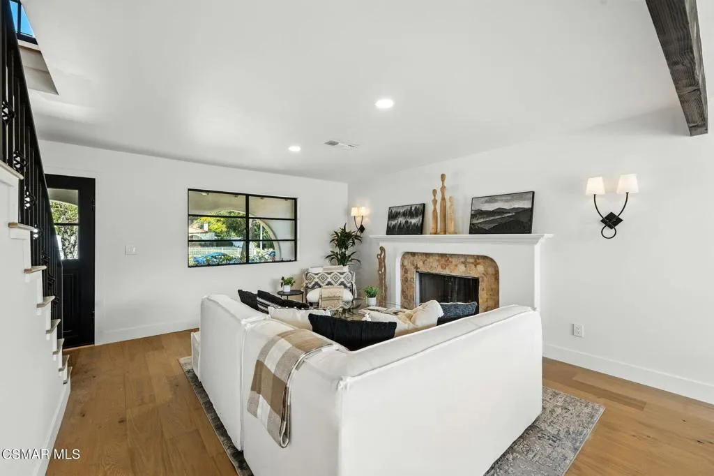 30670 Passageway Place, Agoura Hills, California 91301 home-pic-13