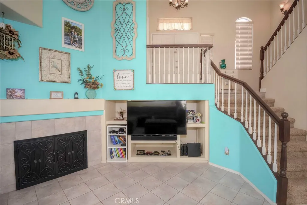 1270 Mancero Circle, Corona, California 92879 home-pic-7