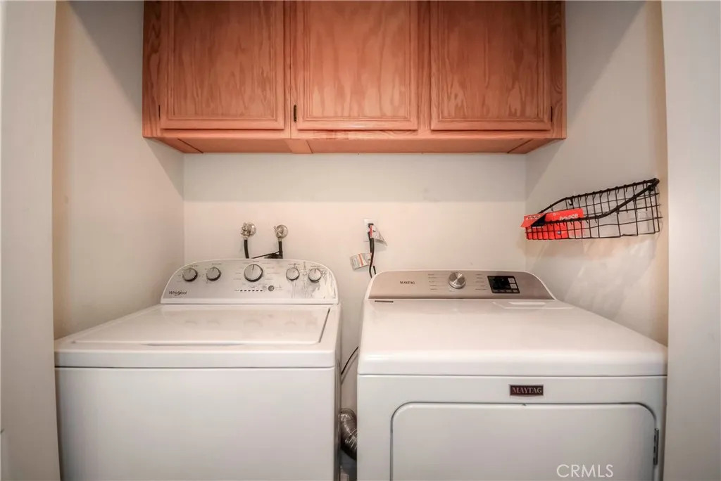 1270 Mancero Circle, Corona, California 92879 home-pic-19