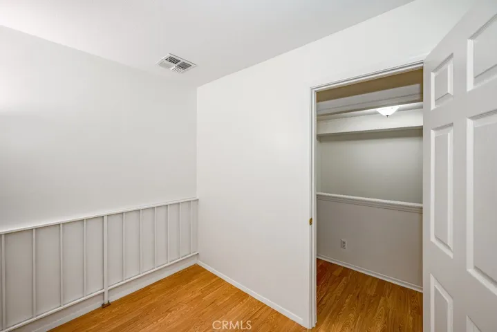 11834 Gilmore Street 13, North Hollywood, California 91606