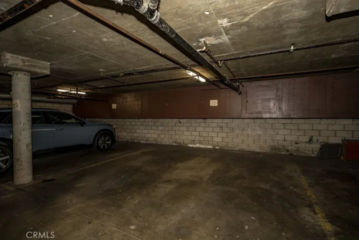 11834 Gilmore Street 13, North Hollywood, California 91606
