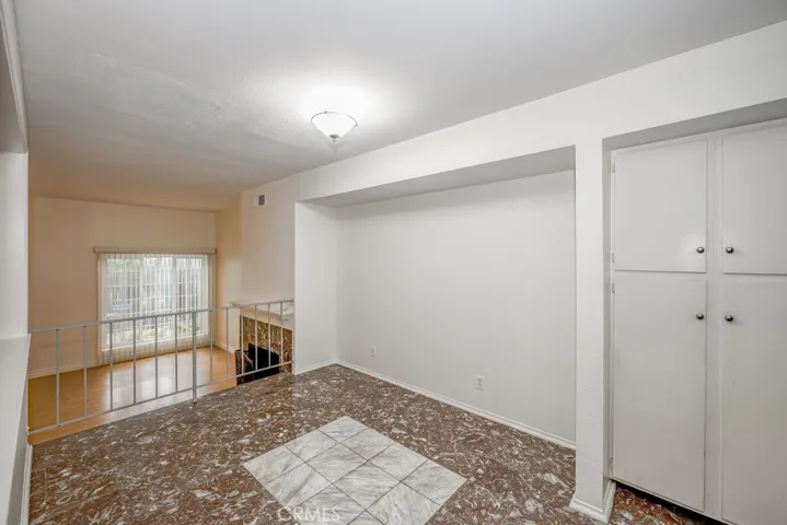 11834 Gilmore Street 13, North Hollywood, California 91606