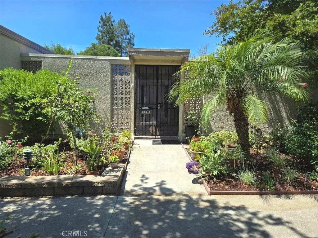 572 Avenida Sevilla B, Laguna Woods, California 92637, 2 Bedrooms Bedrooms, ,2 BathroomsBathrooms,Residential,For Sale,Avenida Sevilla,OC25190533