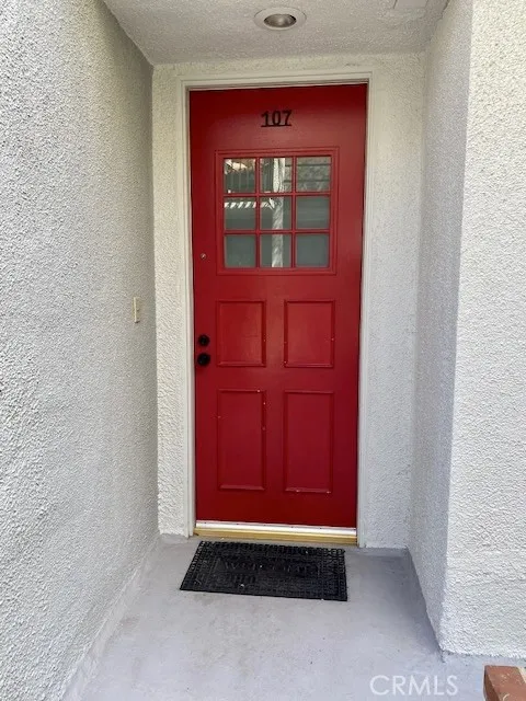 8105 Redlands Street 107, Playa Del Rey, California 90293 home-pic-1