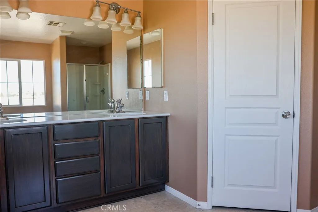 15845 Apache Plume Lane, Victorville, California 92394 home-pic-16