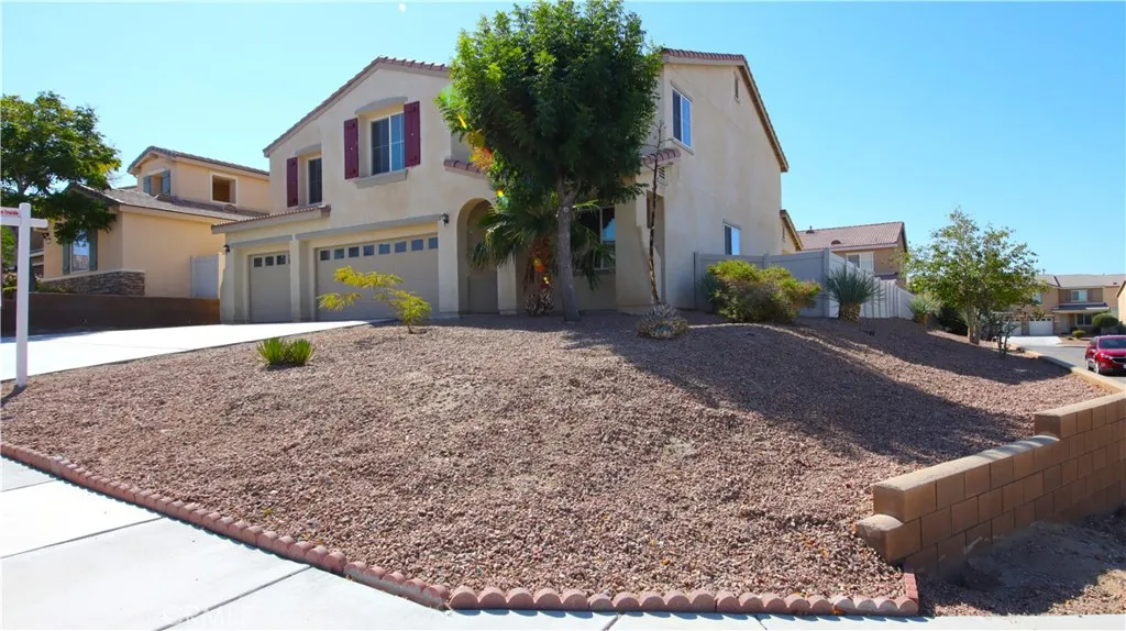 15845 Apache Plume Lane, Victorville, California 92394 home-pic-2
