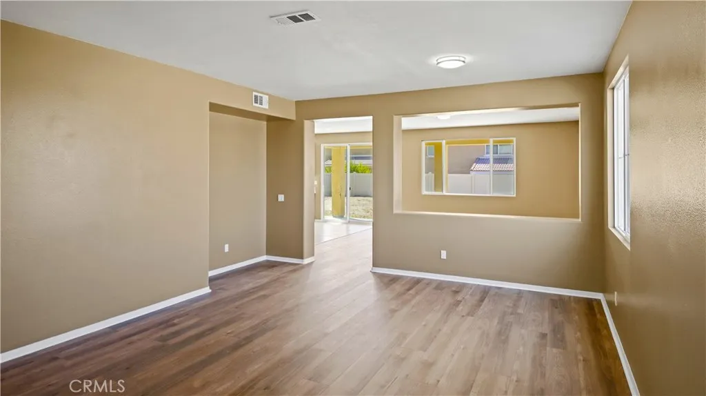 15845 Apache Plume Lane, Victorville, California 92394 home-pic-5