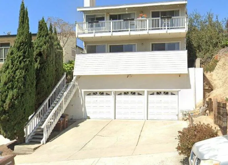 33831 Malaga Drive, Dana Point, California 92629, ,Residential Income,For Sale,Malaga,ML82019128