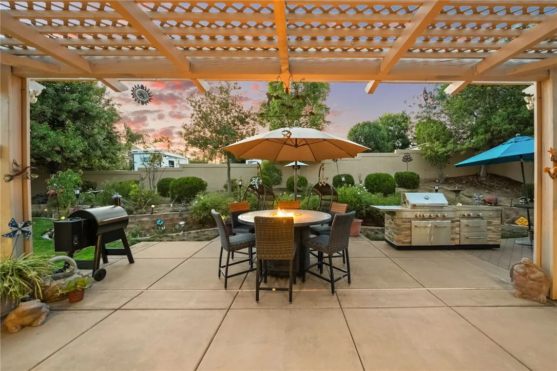 36691 Kennemer Drive, Murrieta, California 92562 home-pic-39