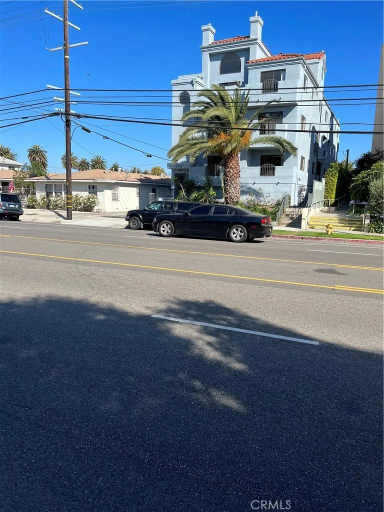 11852 Washington Place, Mar Vista, California 90066 home-pic-0