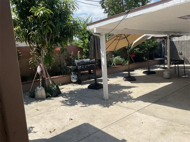 2108 S Artesia Street, Santa Ana, California 92704