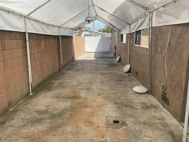 2108 S Artesia Street, Santa Ana, California 92704
